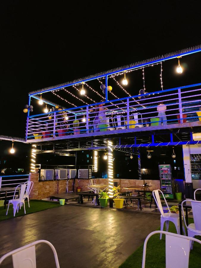 Hotel Lake Bridge Udaipur Exterior foto